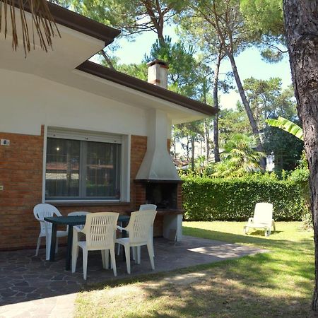 Villa A Lignano Con 2 Camere E Giardino Lignano Sabbiadoro Exteriér fotografie