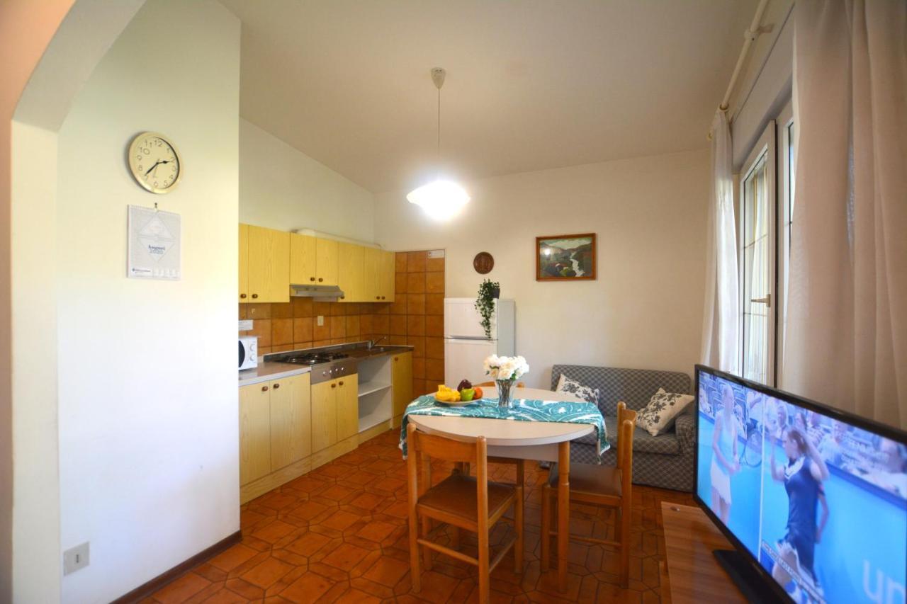 Villa A Lignano Con 2 Camere E Giardino Lignano Sabbiadoro Exteriér fotografie